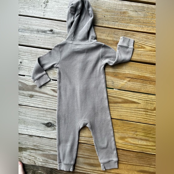 Infant Baby Toddler 12M Carter's brown hooded zip up one piece - Picture 4 of 5